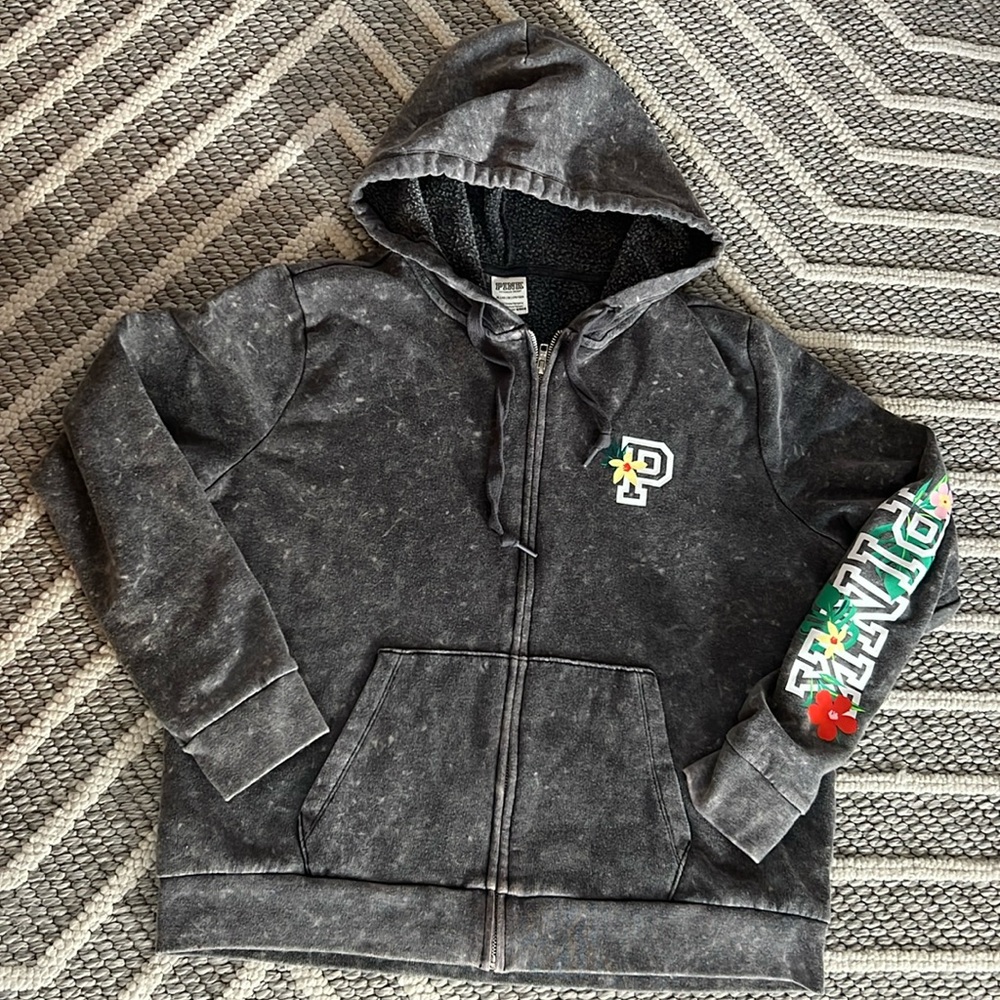PINK Victoria’s Secret. Size XL. Gray super soft zip up hoodie.